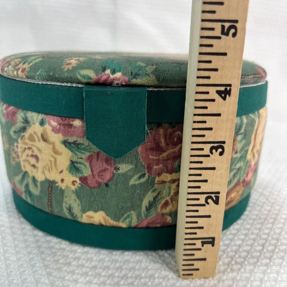 VTG Sewing/Jewelry Box Flip Up Lid Green Floral Print Lace Trim Keepsake Box